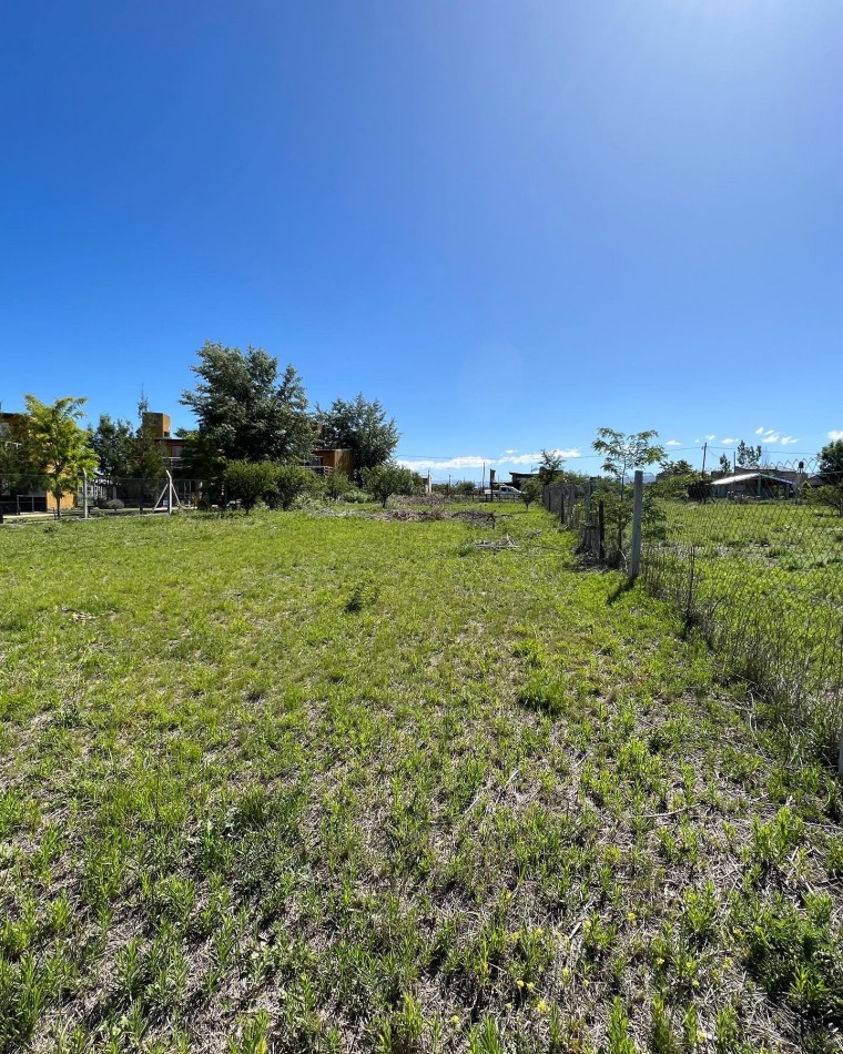 TERRENO FRENTE AL LAGO POTRERO DE GARAY