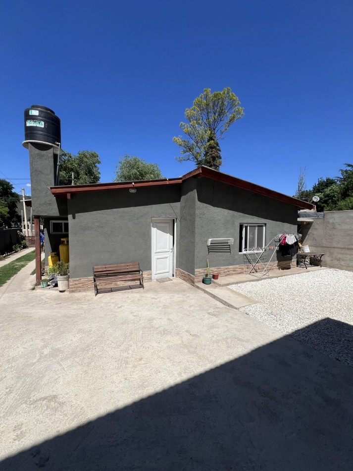 Casa + Departamento Villa Strada