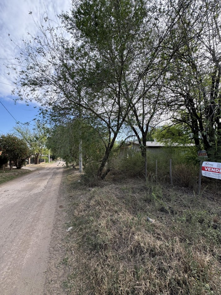 LOTE DE 480m2- Servicios- Barrio La Hungria