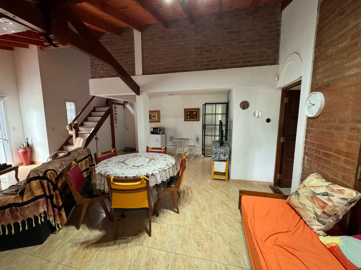 Vivienda -Villa Estrada- A una cuadra del rio Santa Rosa