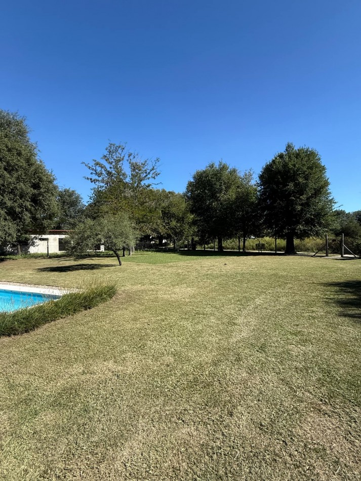 CASA DOS DORMITORIOS- FRENTE AL RIO- VILLA RIO SANTA ROSA
