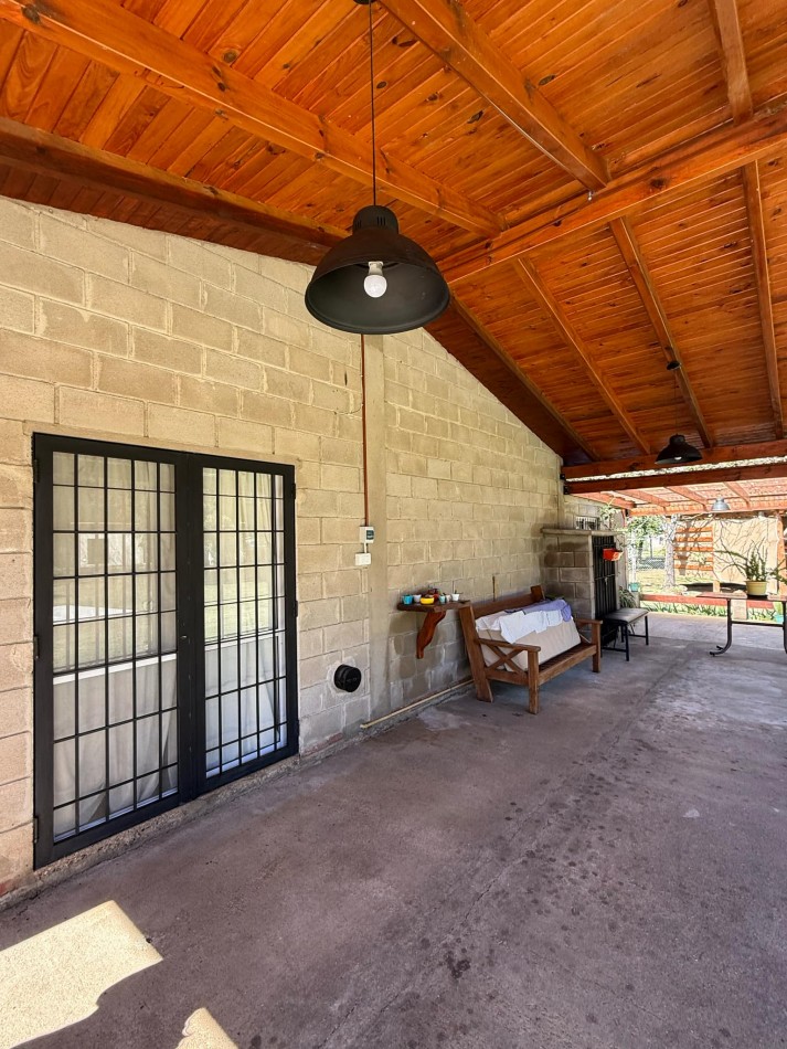CASA DOS DORMITORIOS- FRENTE AL RIO- VILLA RIO SANTA ROSA