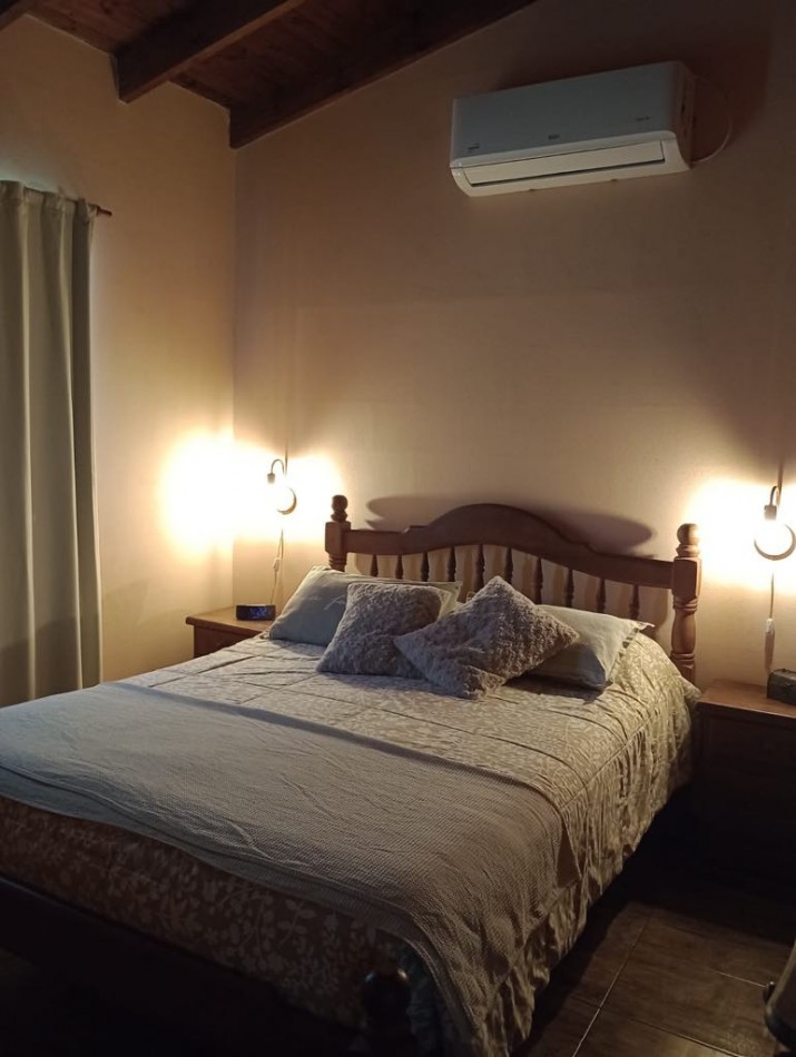 CASA DOS DORMITORIOS- FRENTE AL RIO- VILLA RIO SANTA ROSA
