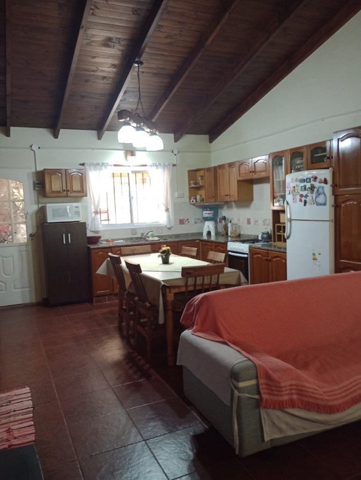 CASA DOS DORMITORIOS- FRENTE AL RIO- VILLA RIO SANTA ROSA