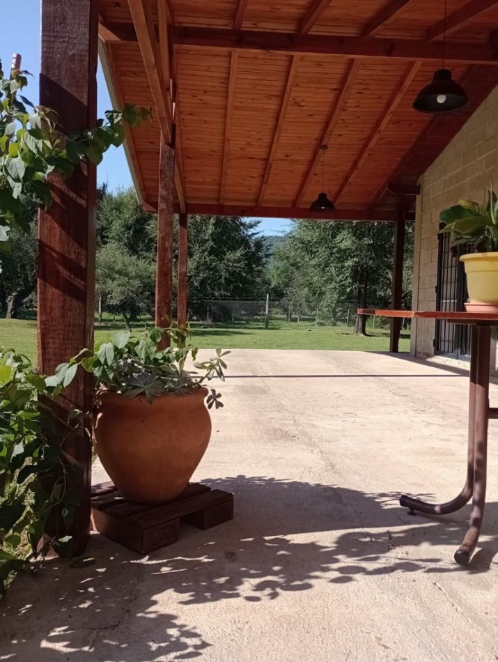 CASA DOS DORMITORIOS- FRENTE AL RIO- VILLA RIO SANTA ROSA