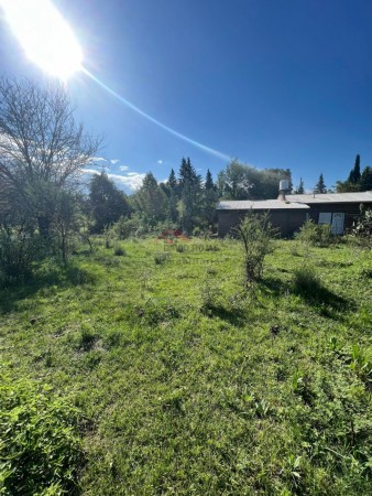 TERRENO EN SANTA MONICA A UNA CUADRA DEL RIO